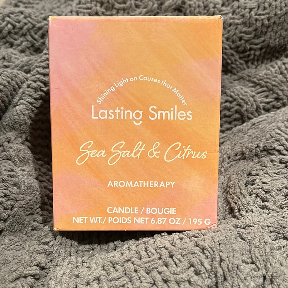 Lasting Smiles Sea Salt and Citrus Aromatherapy Candle, 6.87 Oz